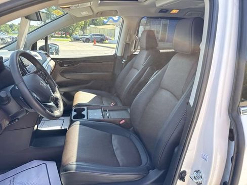 Used 2025 Honda Odyssey Elite image 15
