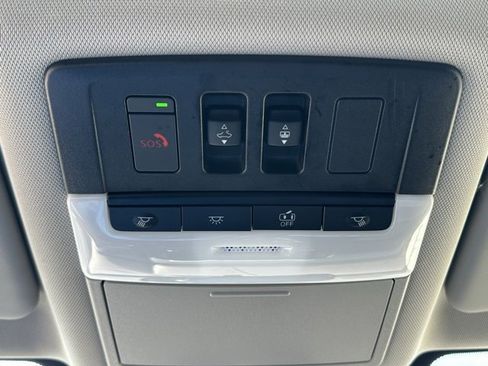 Certified 2023 Nissan Rogue SV w/ SV Premium B Package image 37