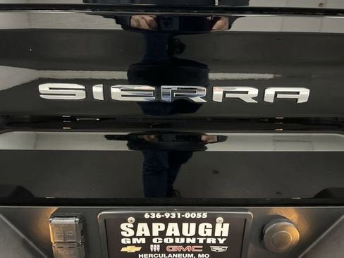 Certified 2024 GMC Sierra 1500 AT4 w/ Technology Package AWD/4WD image 32