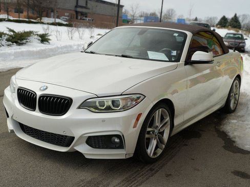 Used 2017 BMW 230i Convertible image 11