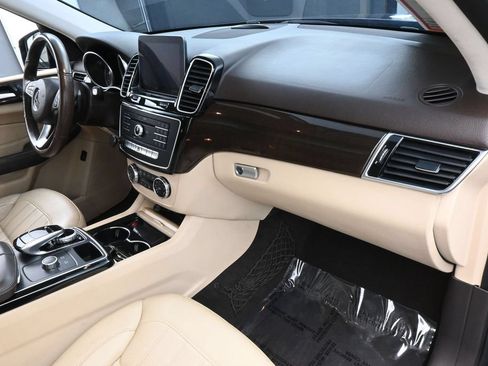 Used 2018 Mercedes-Benz GLE 350 image 44