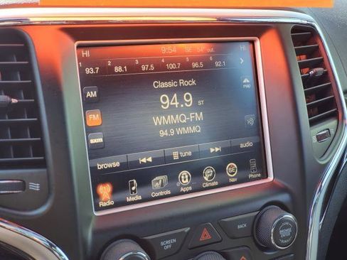 Used 2016 Jeep Grand Cherokee High Altitude AWD/4WD image 15
