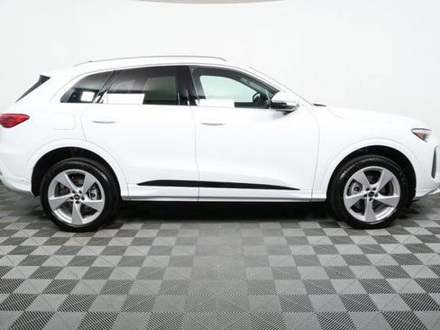 New 2025 Audi Q5 Premium Plus image 2