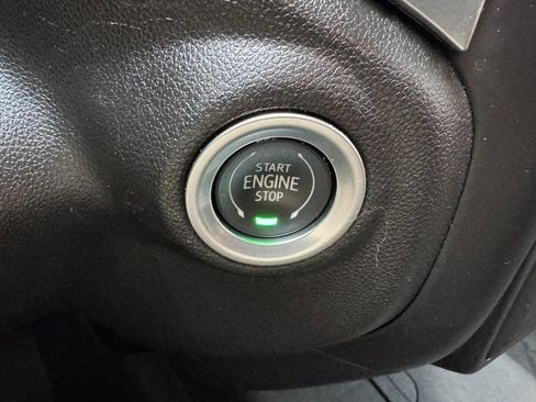 Used 2022 Chevrolet Silverado 1500 RST image 22