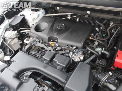 Used 2024 Toyota RAV4 Adventure image 29