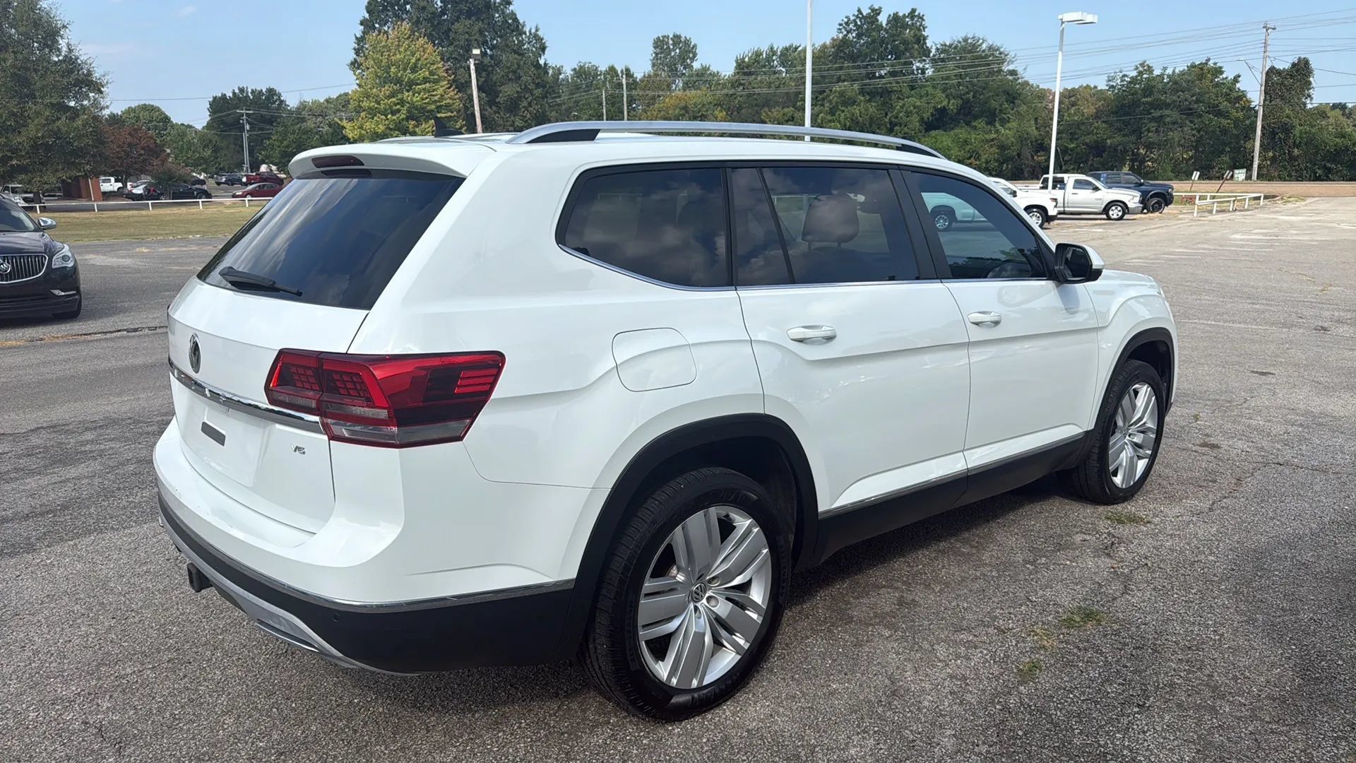 Used 2019 Volkswagen Atlas SEL FWD image 5