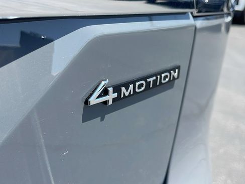 New 2025 Volkswagen Atlas SEL Premium R-Line image 30