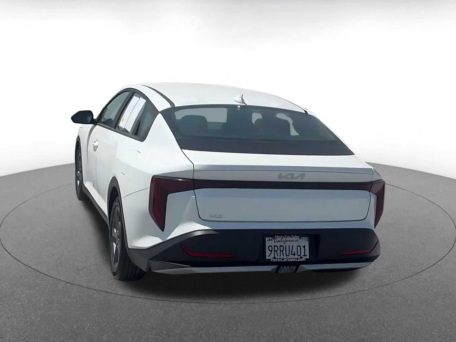Used 2025 Kia K4 FWD image 5