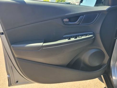 Used 2019 Hyundai Kona SE FWD image 18