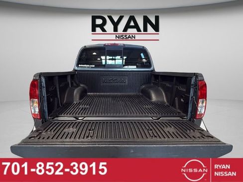 Used 2017 Nissan Frontier SV image 42