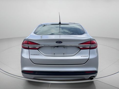 Used 2017 Ford Fusion S FWD image 4