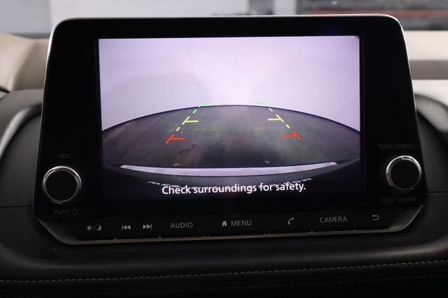 Used 2023 Nissan Rogue SV FWD image 32