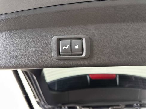 Used 2024 Mitsubishi Outlander SE image 31