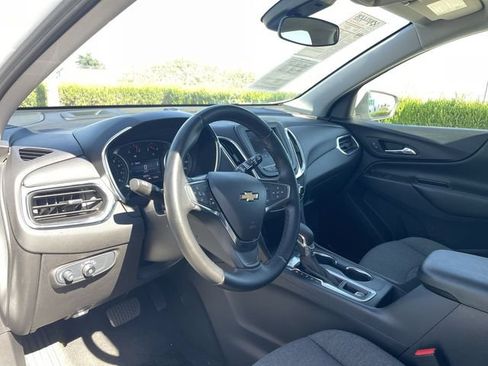 Used 2024 Chevrolet Equinox LT FWD image 10
