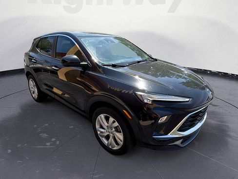 Used 2024 Buick Encore GX Preferred FWD image 7