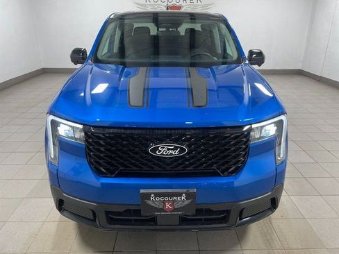 New 2025 Ford Maverick Lariat w/ Black Appearance Package image 2