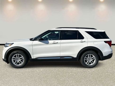 New 2025 Ford Explorer Active w/ Active Comfort Package image 8