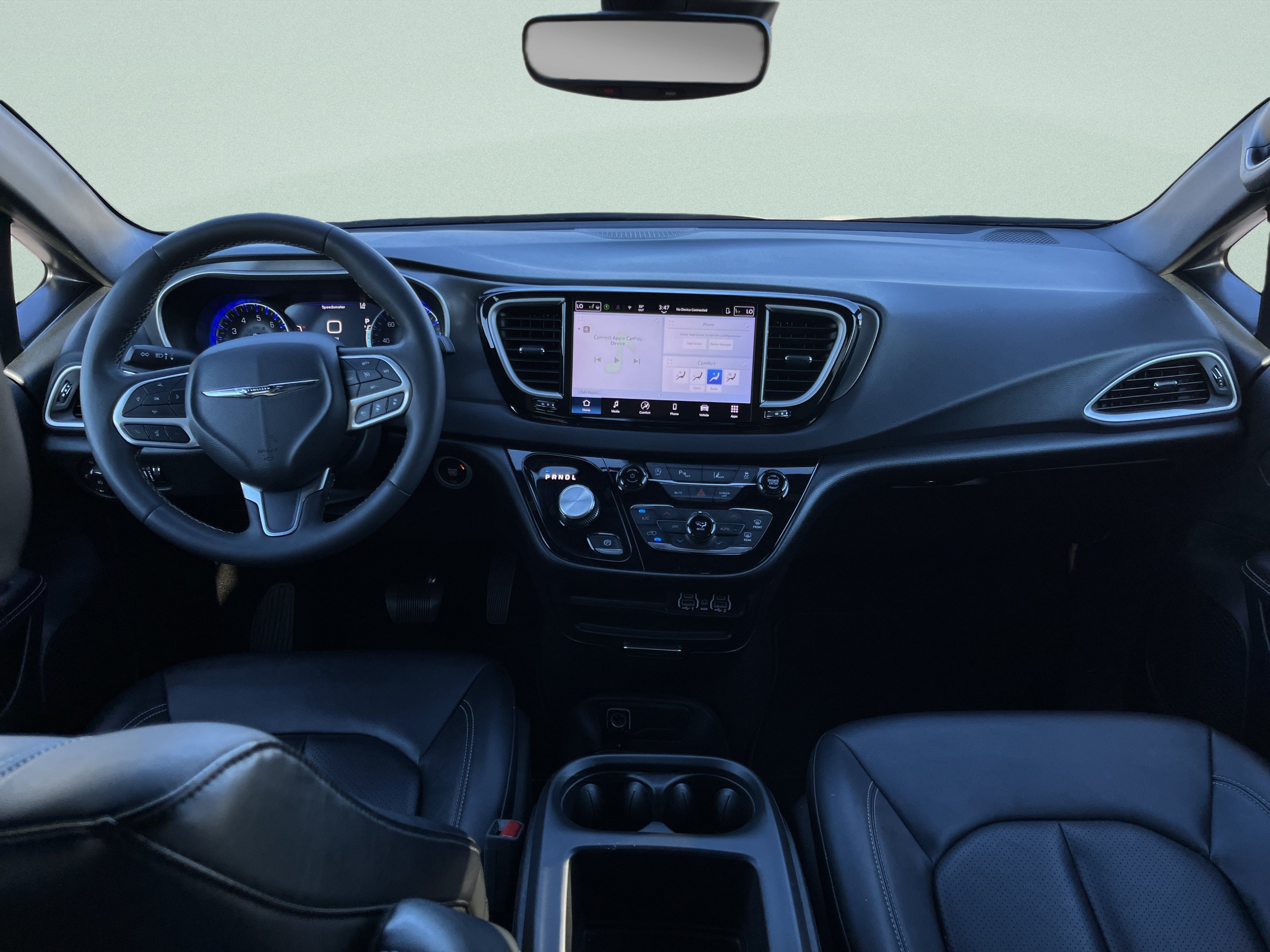 Used 2025 Chrysler Pacifica Select FWD image 23