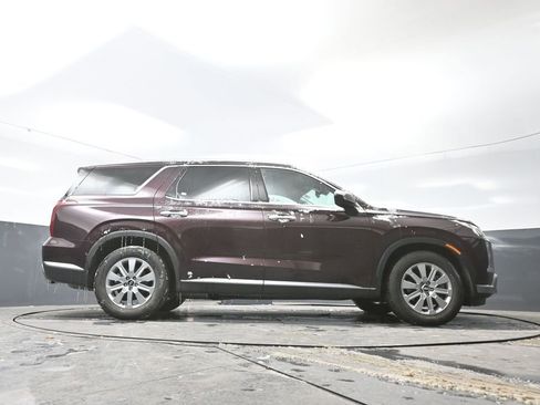 Used 2024 Hyundai Palisade SEL image 45