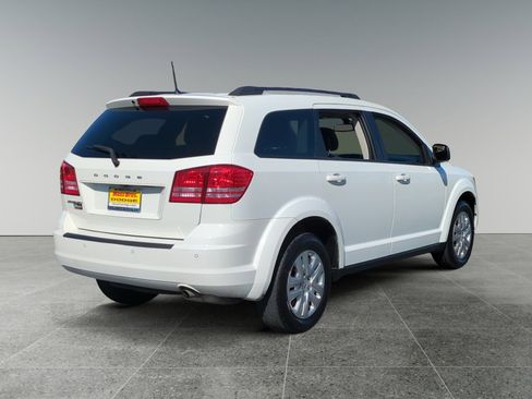 Used 2020 Dodge Journey SE image 5