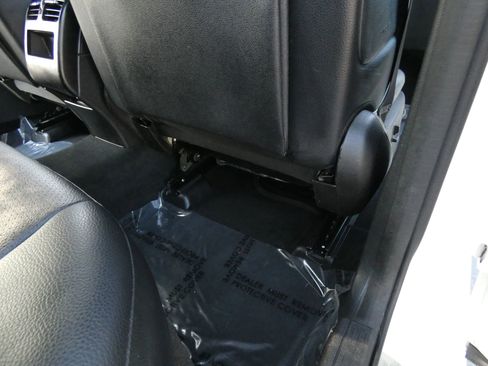 Used 2012 Mercedes-Benz GLK 350 2WD image 43