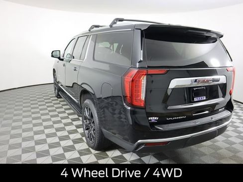 Used 2021 GMC Yukon XL SLT w/ SLT Premium Package image 6