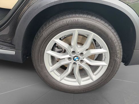 Used 2022 BMW X5 sDrive40i w/ Premium Package RWD image 11