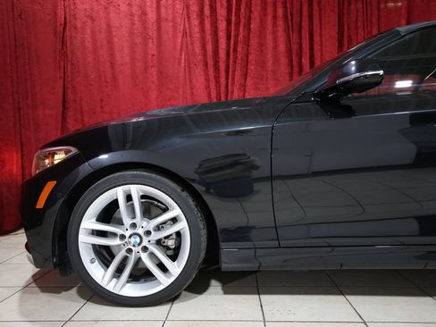 Used 2017 BMW 230i Convertible w/ M Sport Package RWD image 6