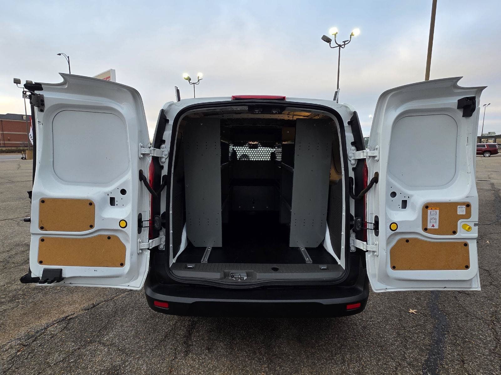 Used 2016 Ford Transit Connect XL FWD image 25