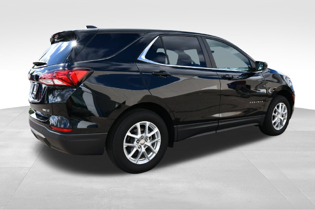 Used 2023 Chevrolet Equinox LT AWD/4WD image 8