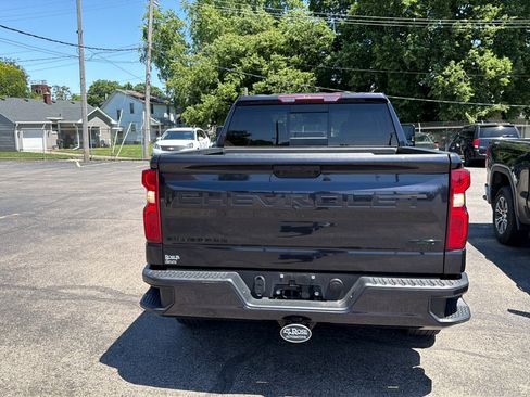 Used 2023 Chevrolet Silverado 1500 RST w/ Convenience Package II AWD/4WD image 6