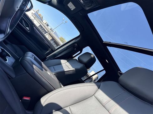 Used 2023 Chevrolet Tahoe RST w/ Luxury Package image 35