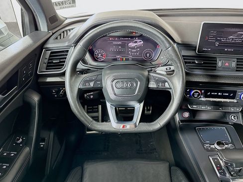 Used 2018 Audi SQ5 Premium Plus w/ Navigation Package image 5