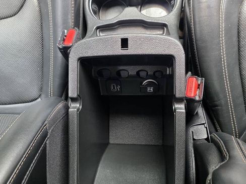 Used 2015 Jeep Cherokee Limited w/ Luxury Group FWD image 25