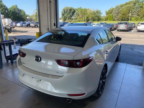 Used 2025 MAZDA MAZDA3 s FWD image 4
