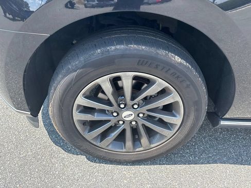 Used 2021 Ford Expedition Max Limited RWD image 11