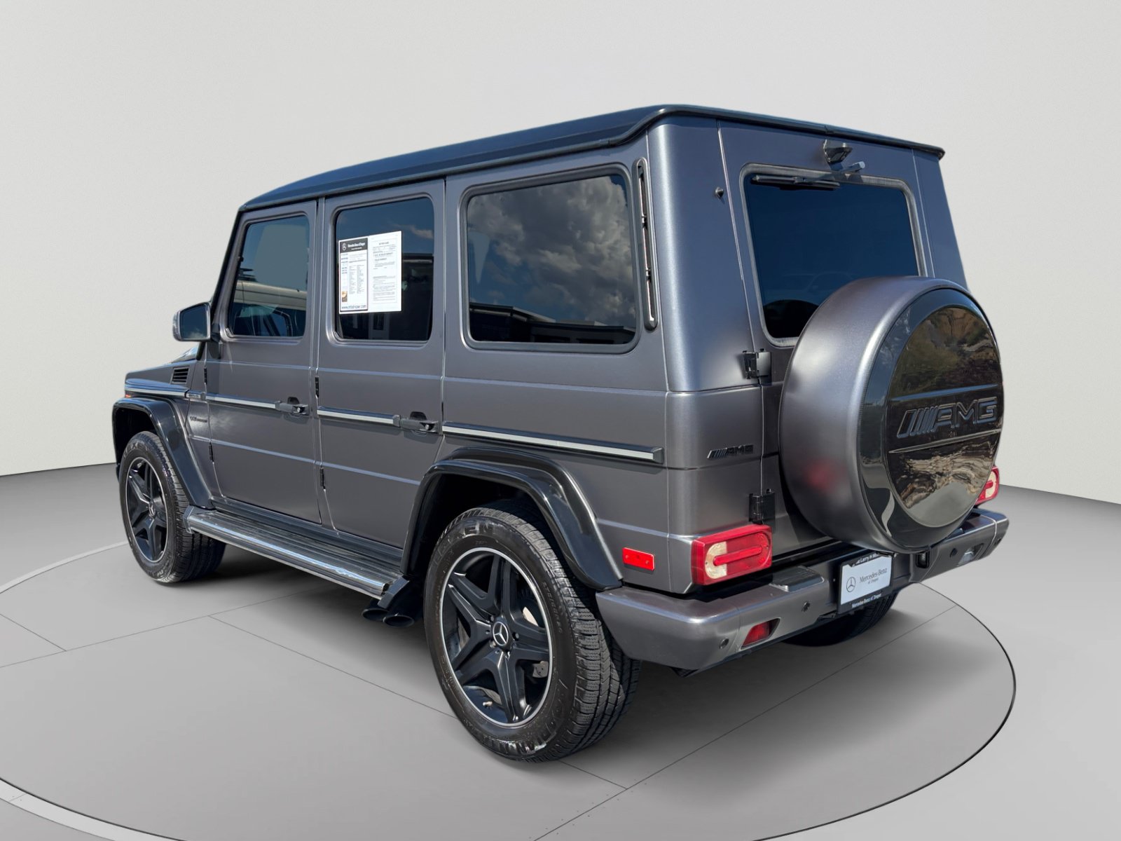 Used 2017 Mercedes-Benz G 63 AMG 4MATIC image 3