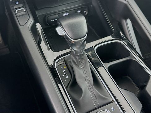 Used 2025 Kia Telluride S image 25