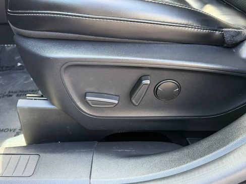 Certified 2024 Ford Escape Platinum AWD/4WD image 15