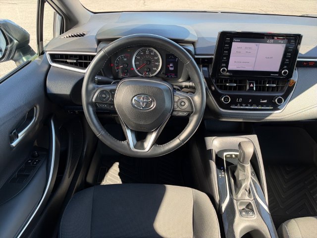 Used 2022 Toyota Corolla SE w/ SE Premium Package FWD image 12