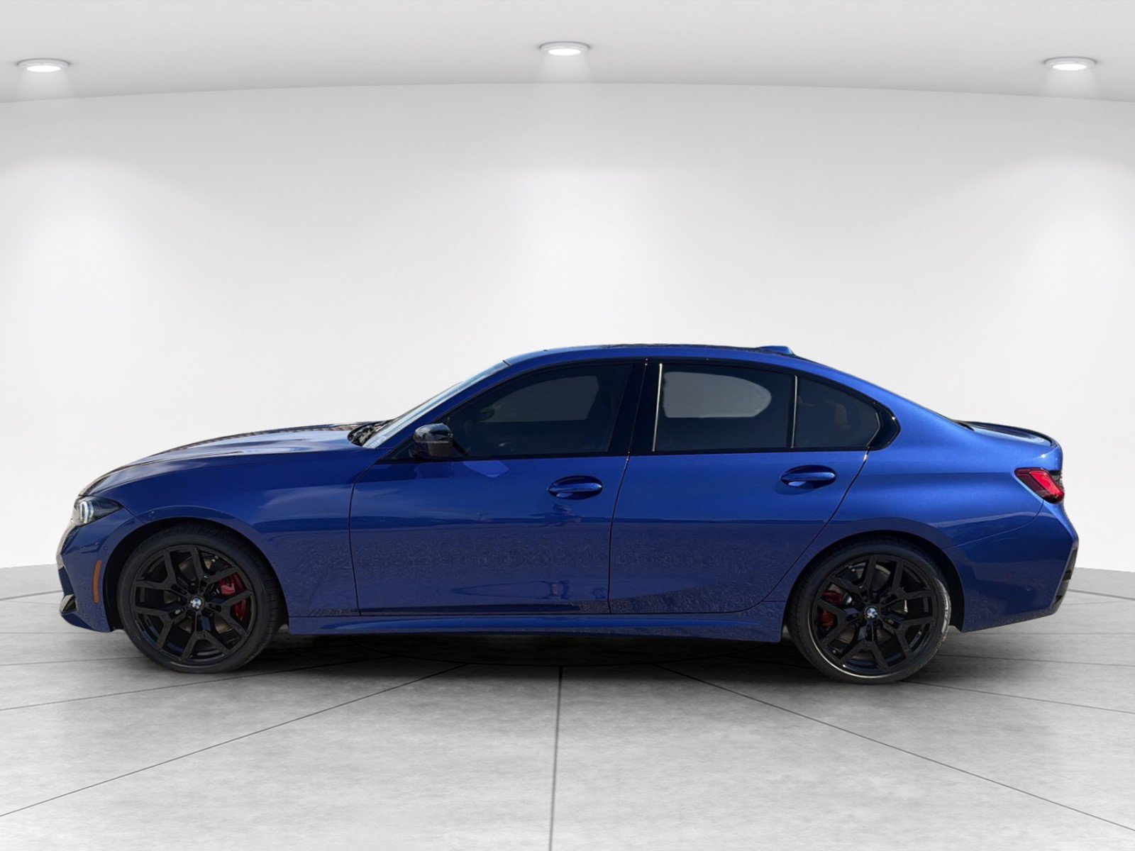 New 2026 BMW 330i Sedan w/ M Sport Package RWD image 7
