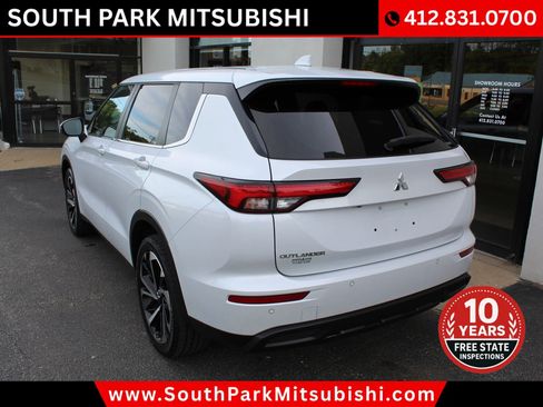 Used 2022 Mitsubishi Outlander ES AWD/4WD image 7