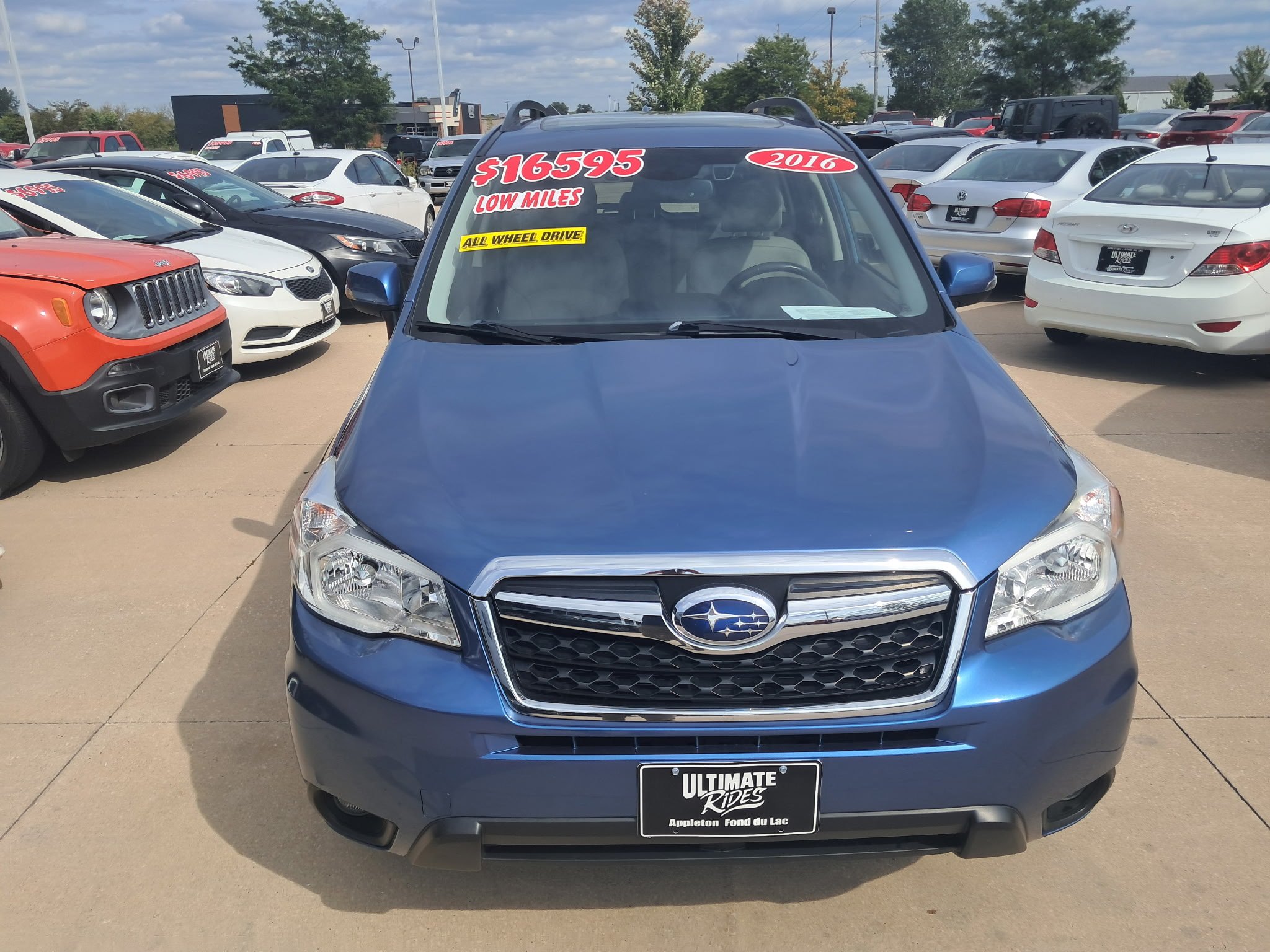 Used 2016 Subaru Forester 2.5i Touring w/ Eyesight & Navigation System AWD/4WD image 4
