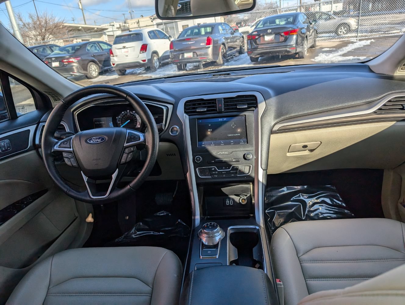 Used 2020 Ford Fusion SEL FWD image 14