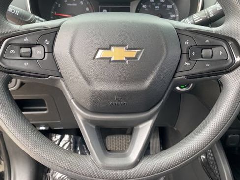 Used 2023 Chevrolet TrailBlazer LT AWD/4WD image 14