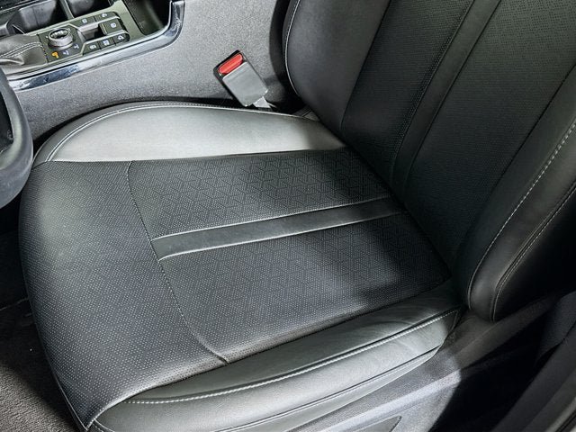 Certified 2023 Kia Sorento SX AWD/4WD image 19