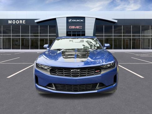 Used 2022 Chevrolet Camaro LT w/ RS Package RWD image 8