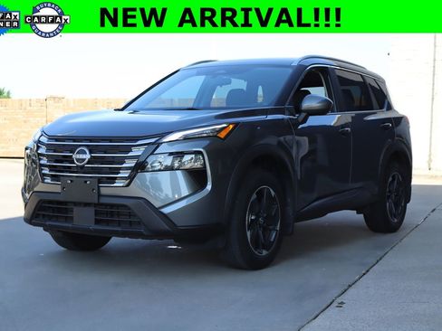 Used 2024 Nissan Rogue SV w/ SV Premium Package FWD image 1