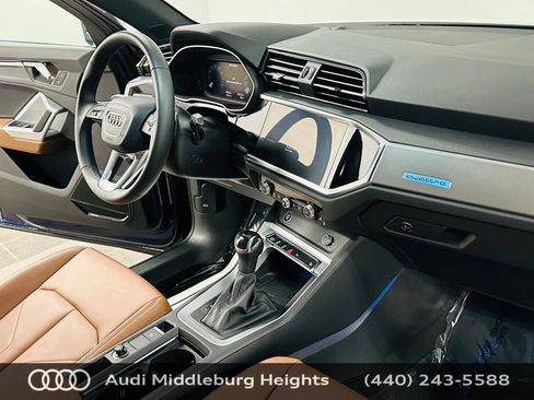 Certified 2025 Audi Q3 2.0T Premium Plus w/ Premium Plus Package AWD/4WD image 10