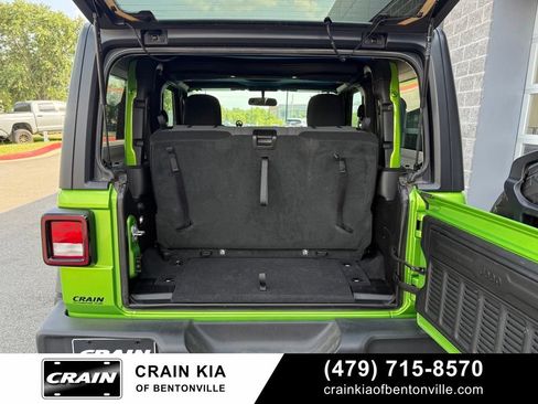 Used 2025 Jeep Wrangler Sport AWD/4WD image 26
